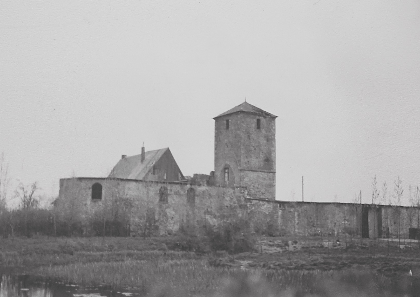 Kloster um etwa 1950 - Das Dach fehlt